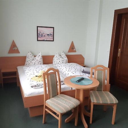 Pension Schoene Grossrohrsdorf Szoba fotó